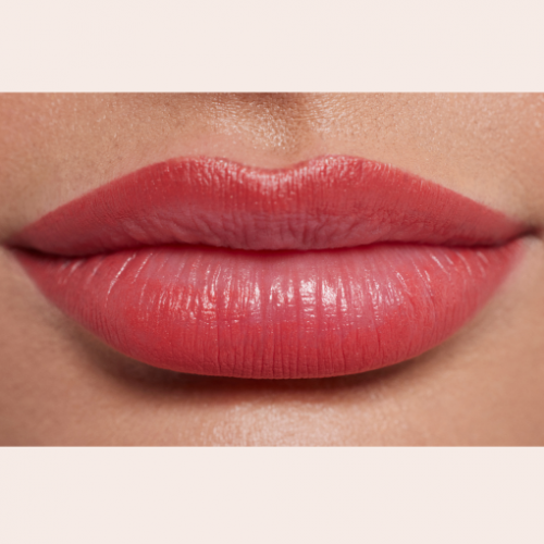 لوكا محدد الشفاه مينملست 05