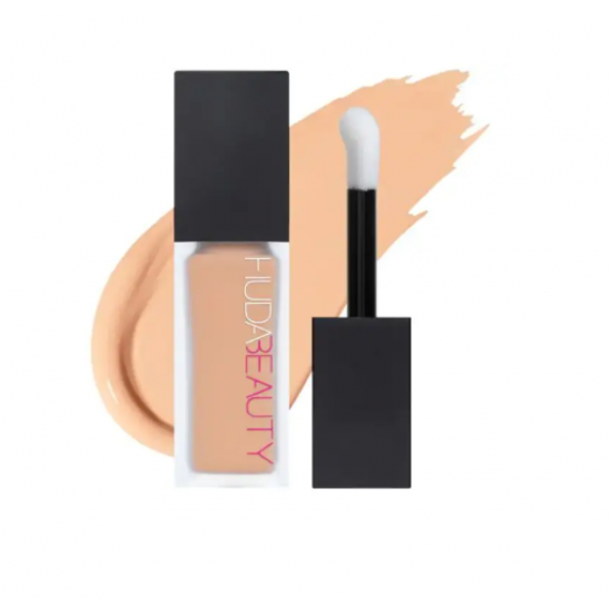 كونسيلر سائل مطفي ومشرق من هدى بيوتي - جرانولا 4.5