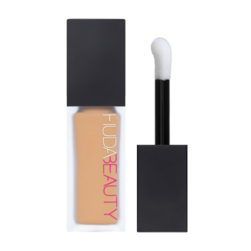 Huda Beauty matte and bright liquid concealer - Graham Cracker 4.1
