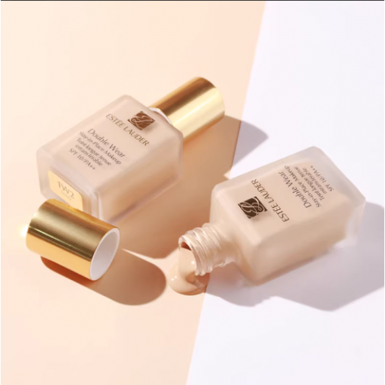 كريم اساس دبل وير بمعامل حماية SPF 10 من إستي لودر 30 مل – BONE 1W1