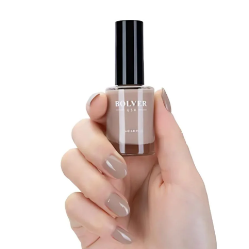 Bluffer nail polish number 775
