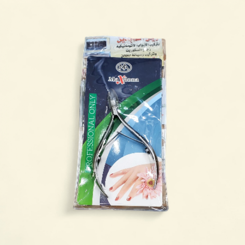 مقص لحمية حول الاظافر 