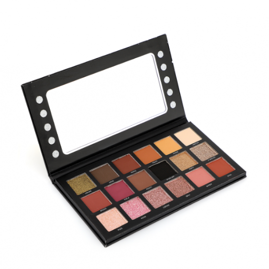 باليت ظلال العيون من أسماء × كحل