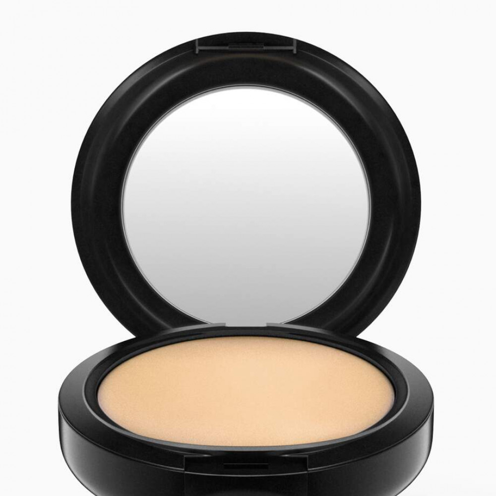 اساس بودرة ستوديو فيكس من ماك - NC 30