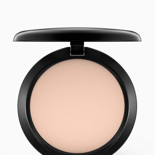 اساس بودرة ستوديو فيكس من ماك - NW 15