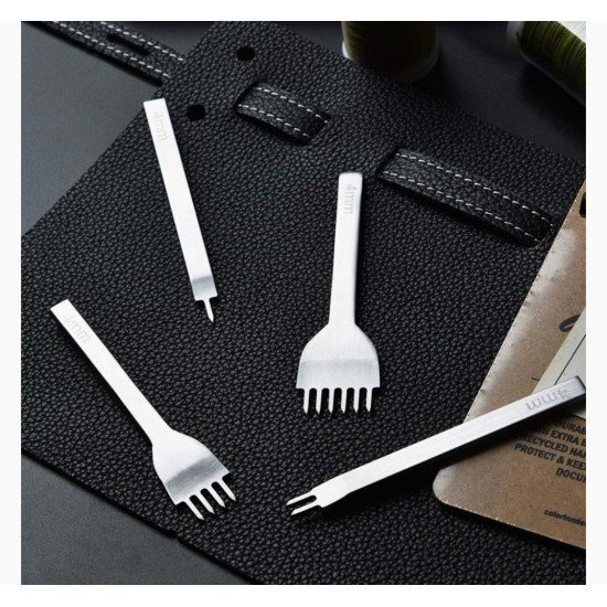 اداة خاصة بالنحت على الجلد