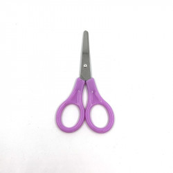 مقص صغير الاطفال