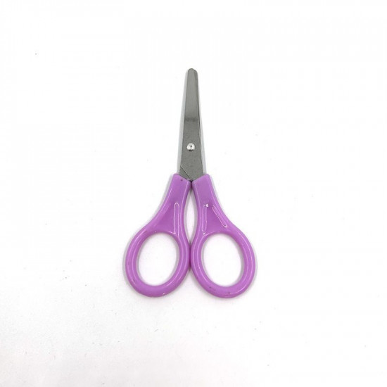 مقص صغير الاطفال