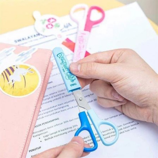 مقص صغير الاطفال مع غطاء 