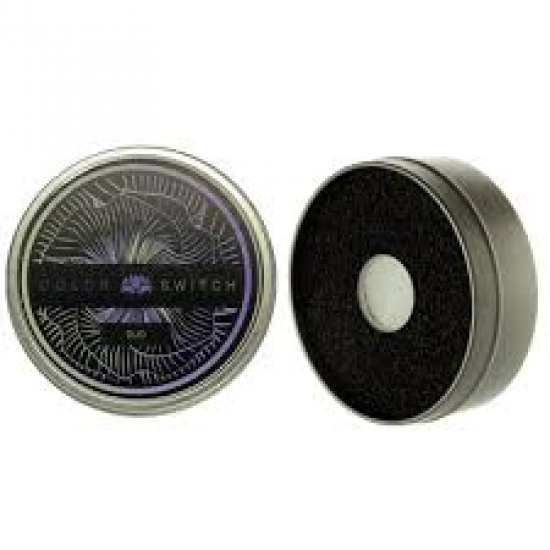 إسفنجة كولور سويتش (Color Switch) للتنظيف السريع والجاف لفرش المكياج