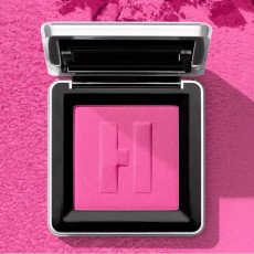 بلاشر هاوس لابز كولور فيوز - بودرة مضغوطة خالية من التلك بزهرة العطاس بلاشر هاوس لابز كولور فيوز - بودرة مضغوطة خالية من التلك بزهرة العطاس