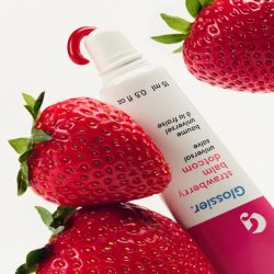 Glossier Balm Dotcom - Hydrating Lip Balm in Strawberry Glossier Balm Dotcom - Hydrating Lip Balm in Strawberry