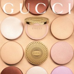 بودرة إضاءة جوتشي جلو (Gucci Glow) درجة صن رايز جولد (Sunrise Gold) - شامبين ناعم