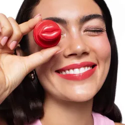 بلسم الشفاه والخدود اللامع والمرطب فيل بيوتي (Kissylips™ Balm) - درجة لاڤ بج أحمر وردي