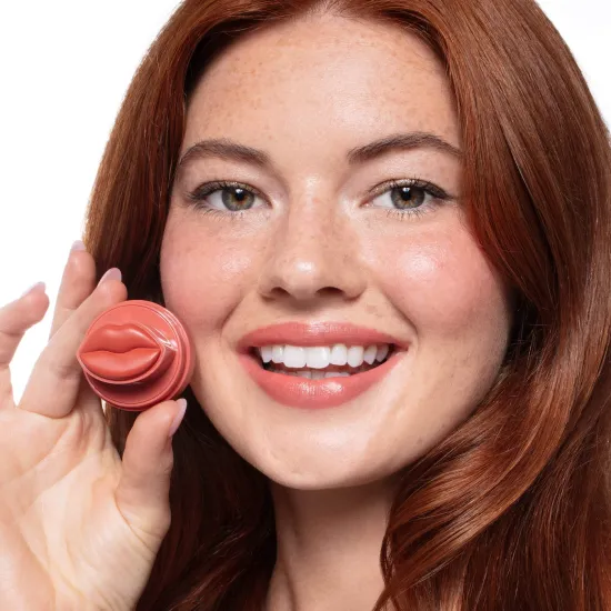 بلسم الشفاه والخدود اللامع والمرطب فيل بيوتي (Kissylips™ Balm) - درجة بي ماين خوخي دافئ بلسم الشفاه والخدود اللامع والمرطب فيل بيوتي (Kissylips™ Balm) - درجة بي ماين خوخي دافئ