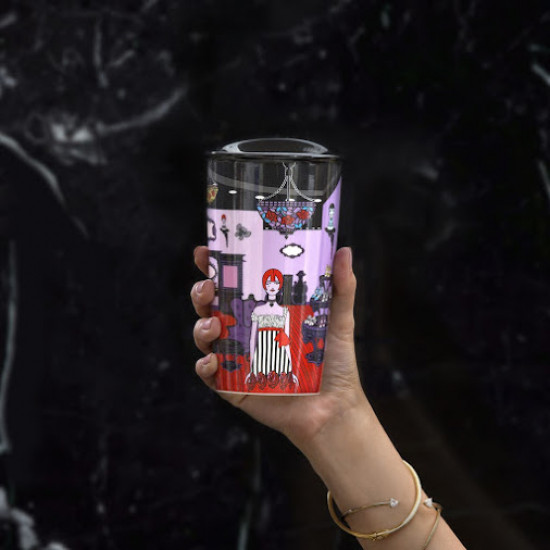 كوب من مجموعة anna sui