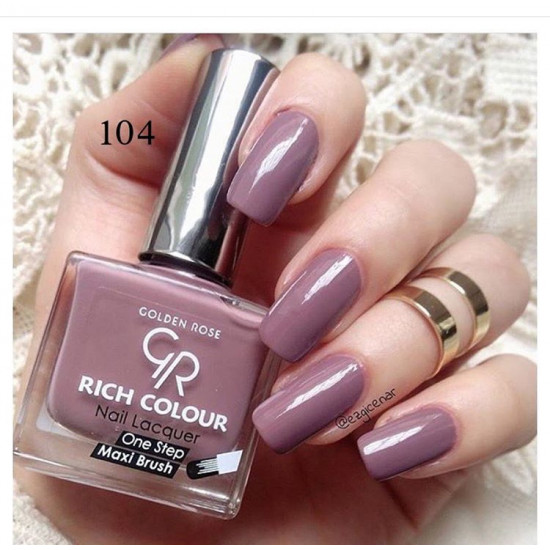 طلاء أظافر من قولدن روز