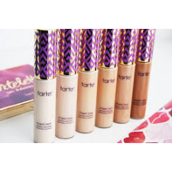 شيب تيب كونتور وكونسيلر من تارت شيب تيب كونتور وكونسيلر من تارت