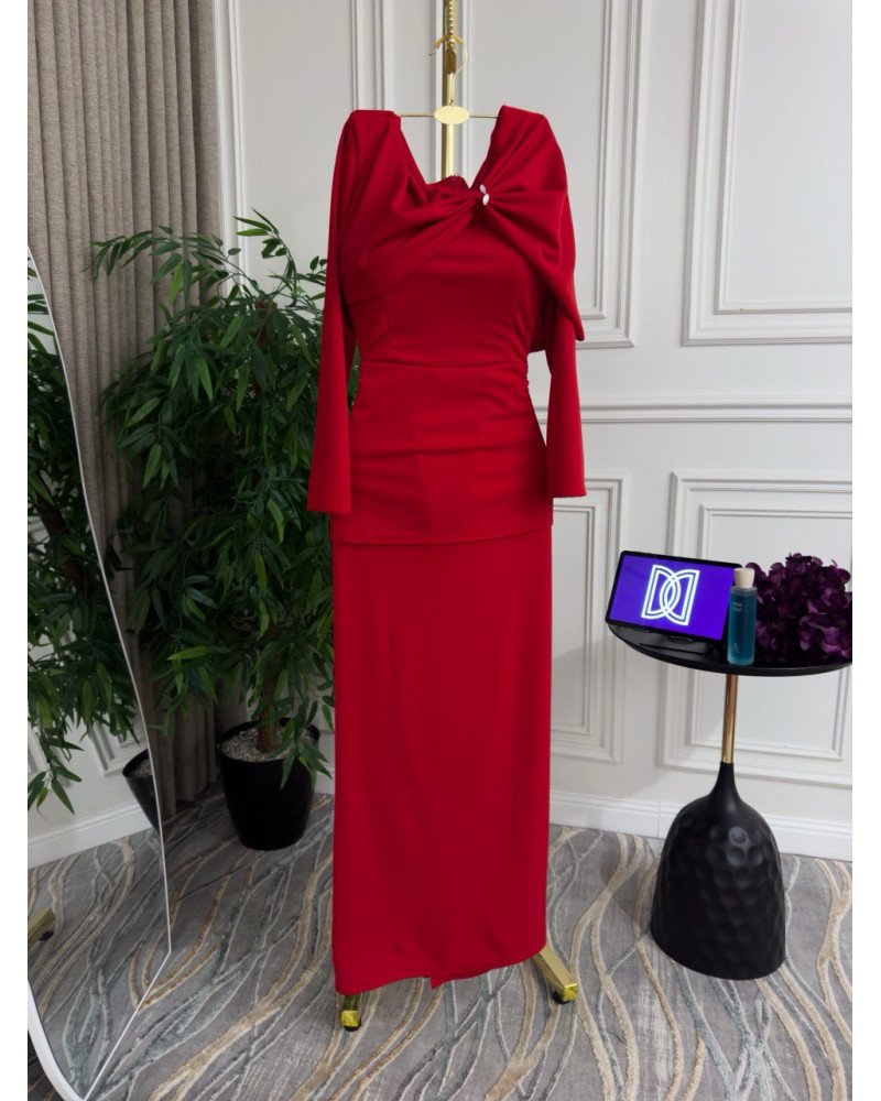 فستان باربي أحمر فستان باربي أحمر