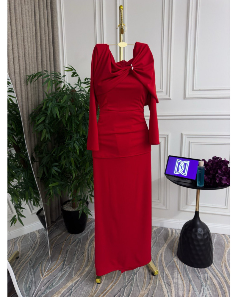 فستان باربي أحمر فستان باربي أحمر