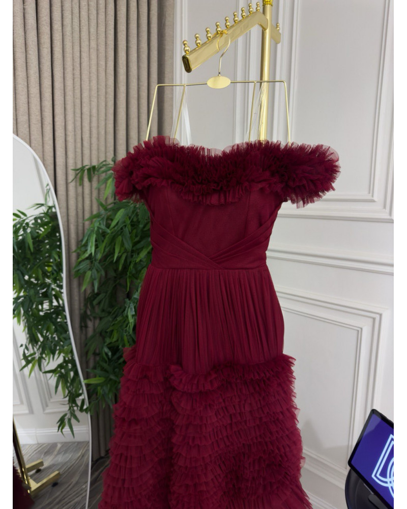  فستان تل كراميش باللون الأحمر