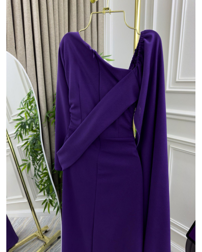 فستان باربي باللون البنفسجي