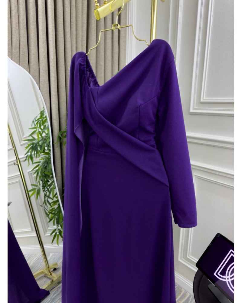 فستان باربي باللون البنفسجي