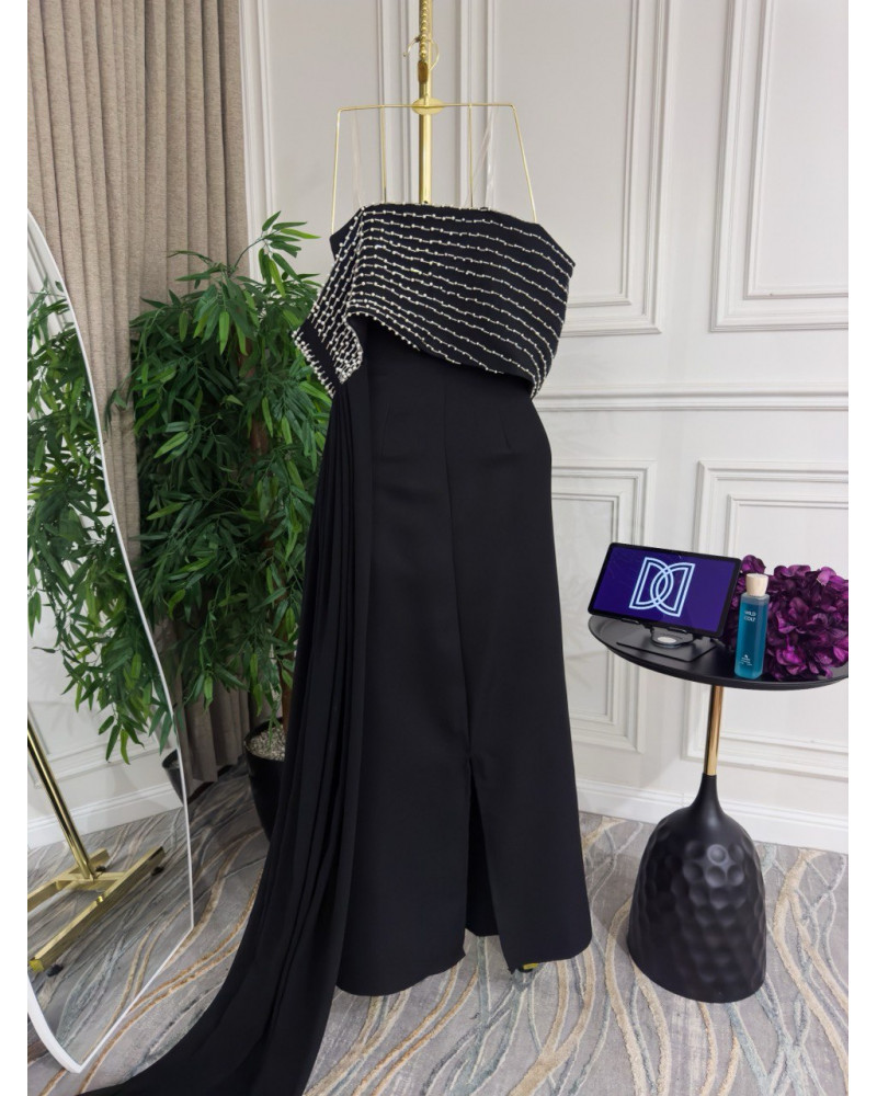 فستان باربي مطرز اسود