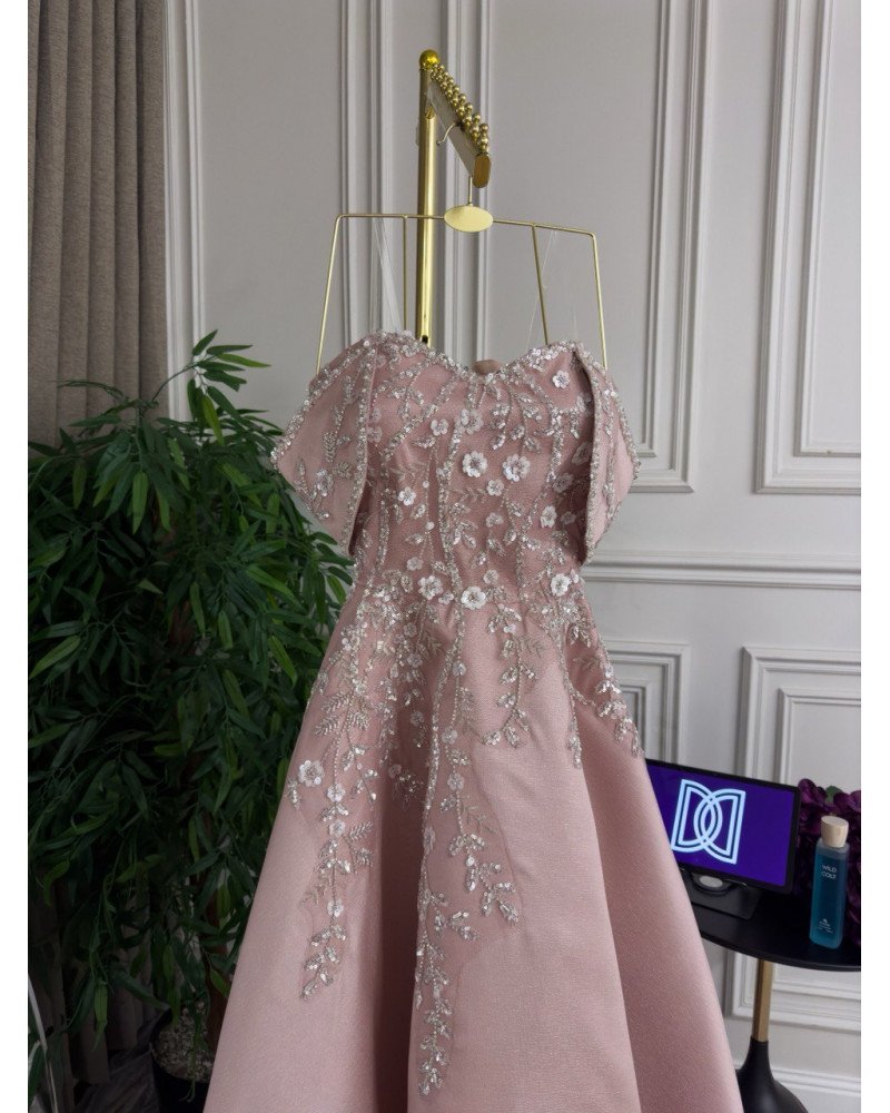 فستان سهرة جازار مطرز