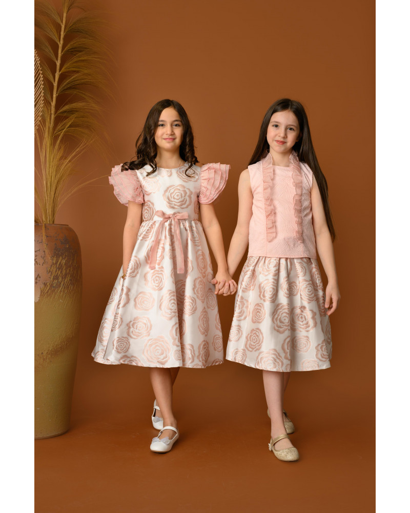 تيور بناتي بنقشة الورود مع تصميم كشكش تيور بناتي بنقشة الورود مع تصميم كشكش