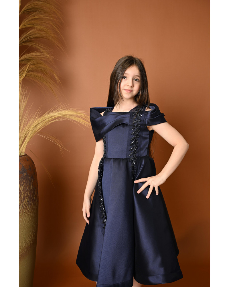 فستان بناتي سهرة بتصميم كتف مكشوف وتطريز فاخر - 816 فستان بناتي سهرة بتصميم كتف مكشوف وتطريز فاخر - 816