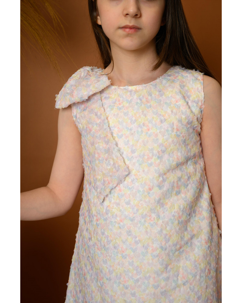 فستان بناتي كشكش مع فيونكة على الكتف فستان بناتي كشكش مع فيونكة على الكتف