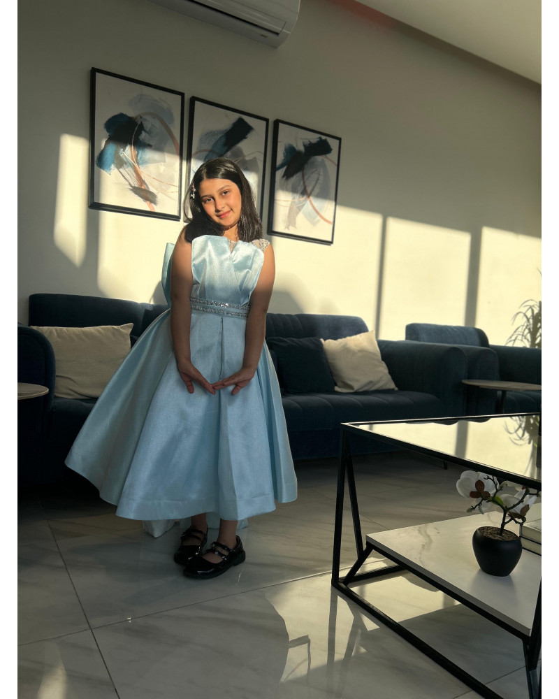 فستان بناتي سهرة إطلالة الأميرات ذيل مرصع وفيونكه من الخلف - M3570