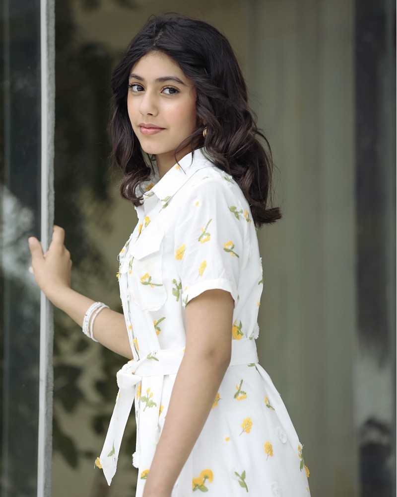 فستان بناتي بتشجيرة هادئة مع حزام وجيوب - Mk2501011 فستان بناتي بتشجيرة هادئة مع حزام وجيوب - Mk2501011