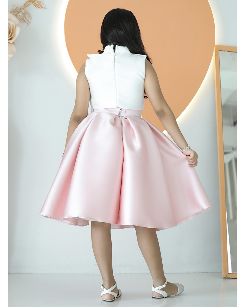 تيور بناتي لحمي بفيونكه على التنورة - m3645