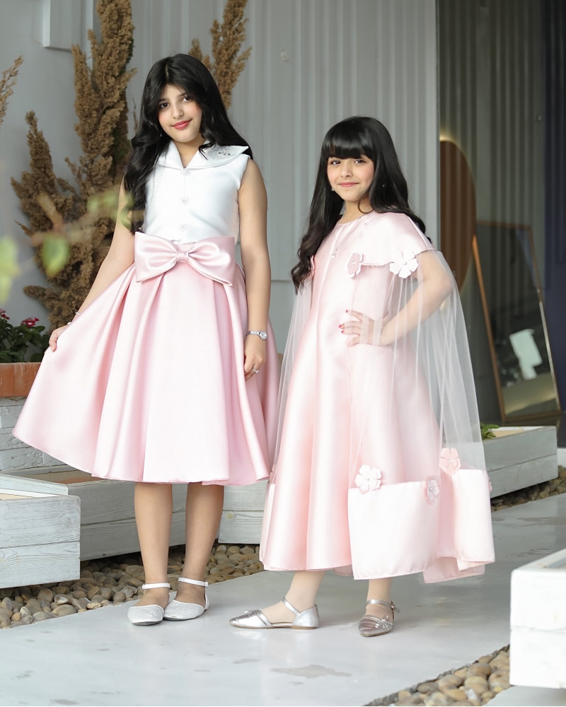 تيور بناتي لحمي بفيونكه على التنورة - m3645