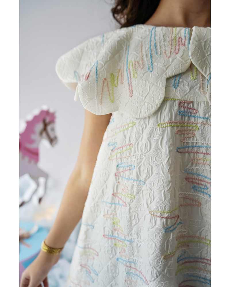 فستان بناتي مستوحى من أجواء المهرجانات - 1010