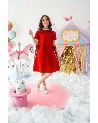 فستان بناتي أحمر بتصميم أنيق وتزيينات ورد ولؤلؤ - 1011 فستان بناتي أحمر بتصميم أنيق وتزيينات ورد ولؤلؤ - 1011