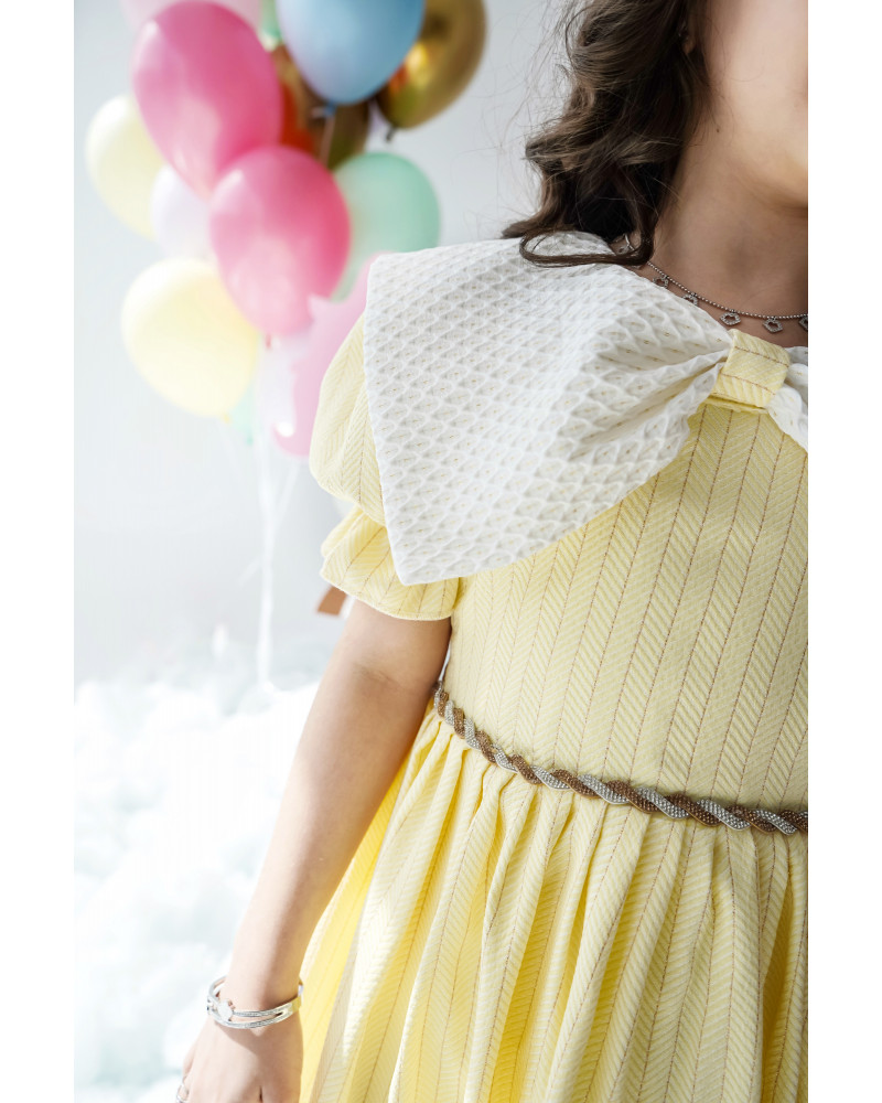 فستان بناتي الأصفر بتصميم أنيق ومفعم بالمرح - 928