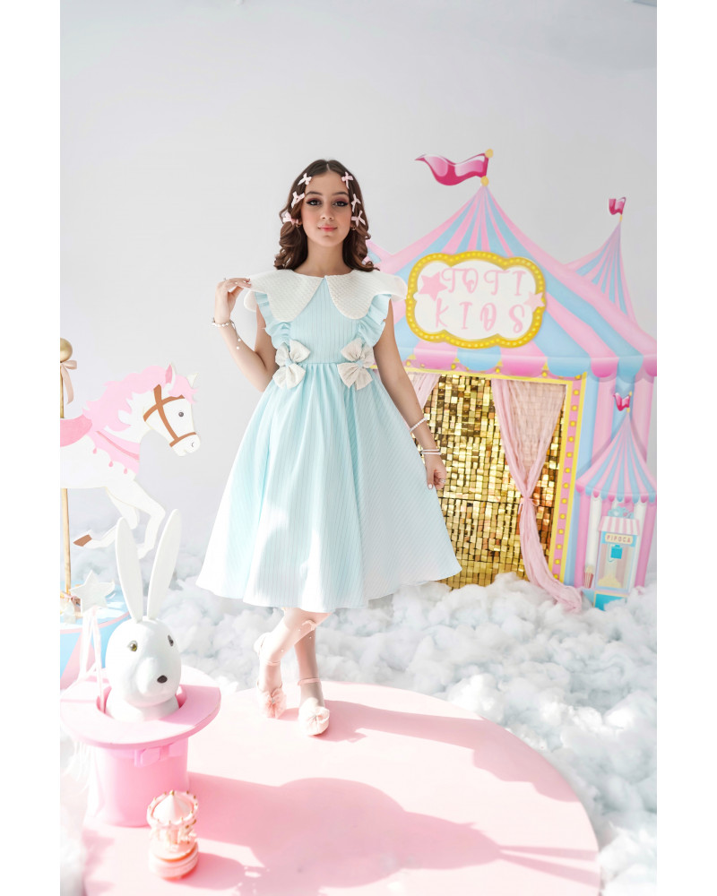 فستان بناتي سماوي بفيونكات | تصميم مقلّم - 1013
