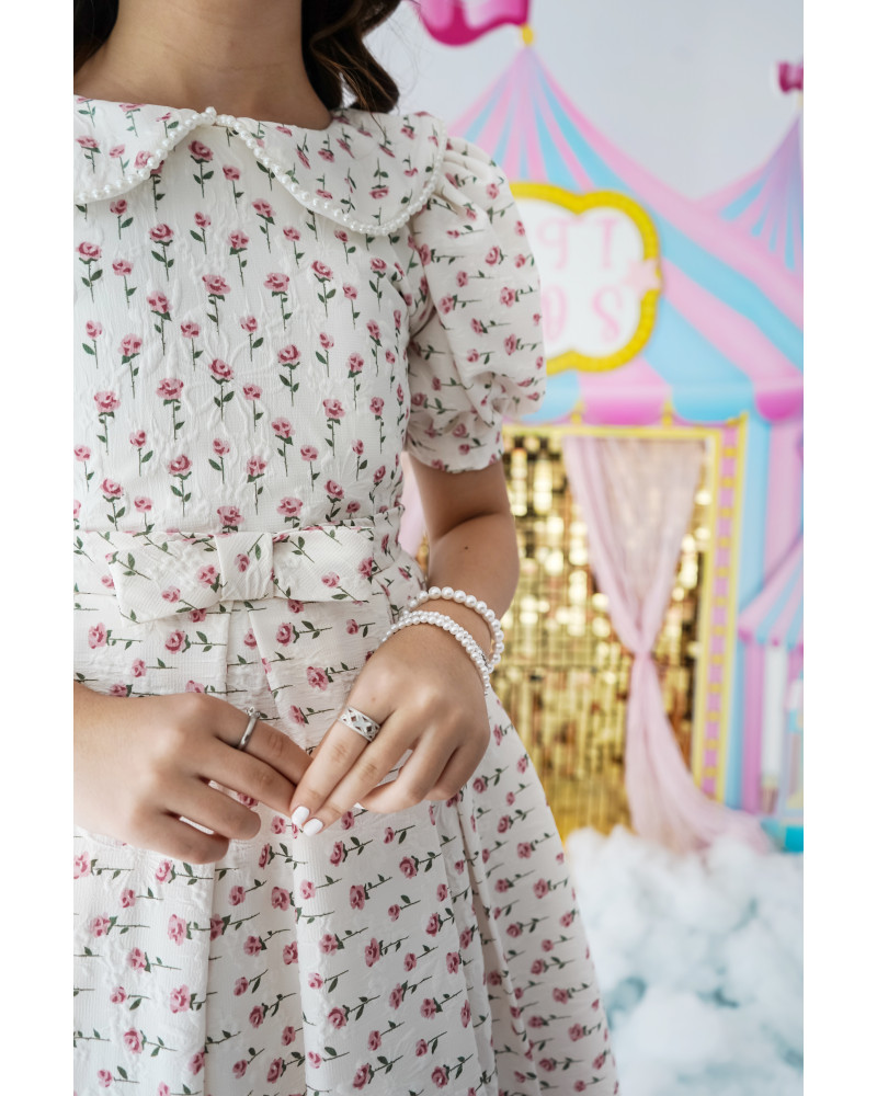 فستان بناتي مورد بالزهور سحر الإطلالة الريفية - 1000 فستان بناتي مورد بالزهور سحر الإطلالة الريفية - 1000