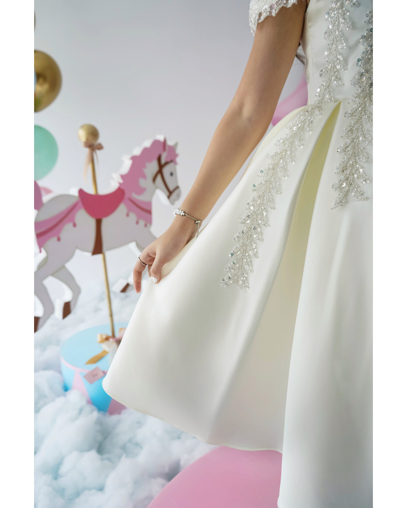 فستان بناتي أوف وايت مطرز | فستان سهرة للأفراح - M3624