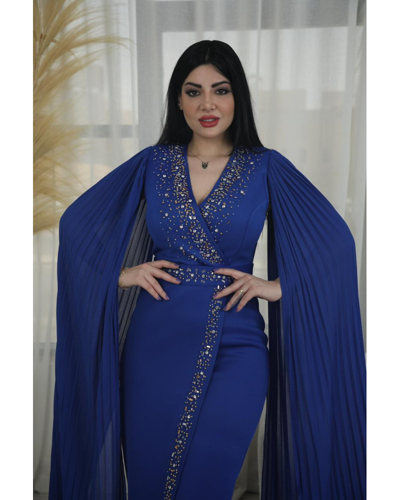 فستان نسائي