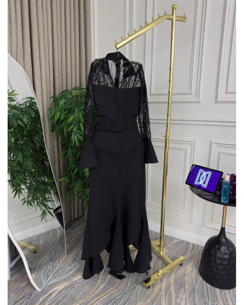 فستان باربي تل مطرز