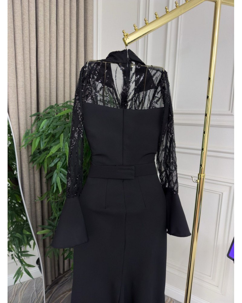 فستان باربي تل مطرز