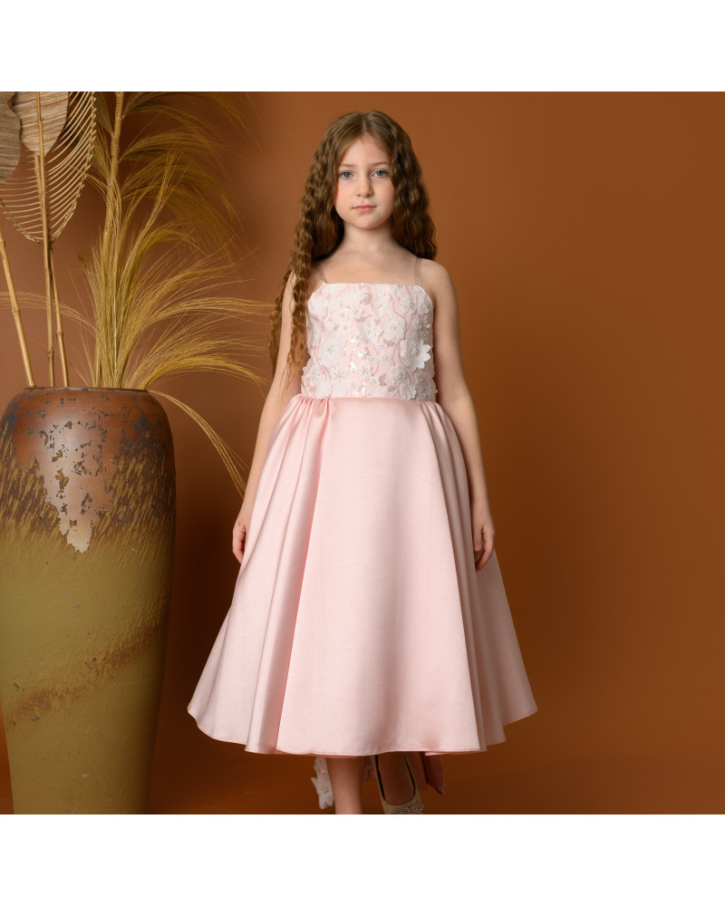 فستان سهرة بناتي مع ذيل طويل بتصميم فاخر - 800 فستان سهرة بناتي مع ذيل طويل بتصميم فاخر - 800