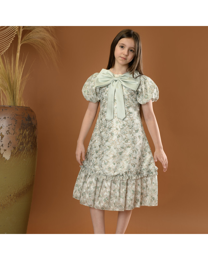 فستان بناتي مع فيونكة كبيرة وأكمام منفوشة - M3556 فستان بناتي مع فيونكة كبيرة وأكمام منفوشة - M3556