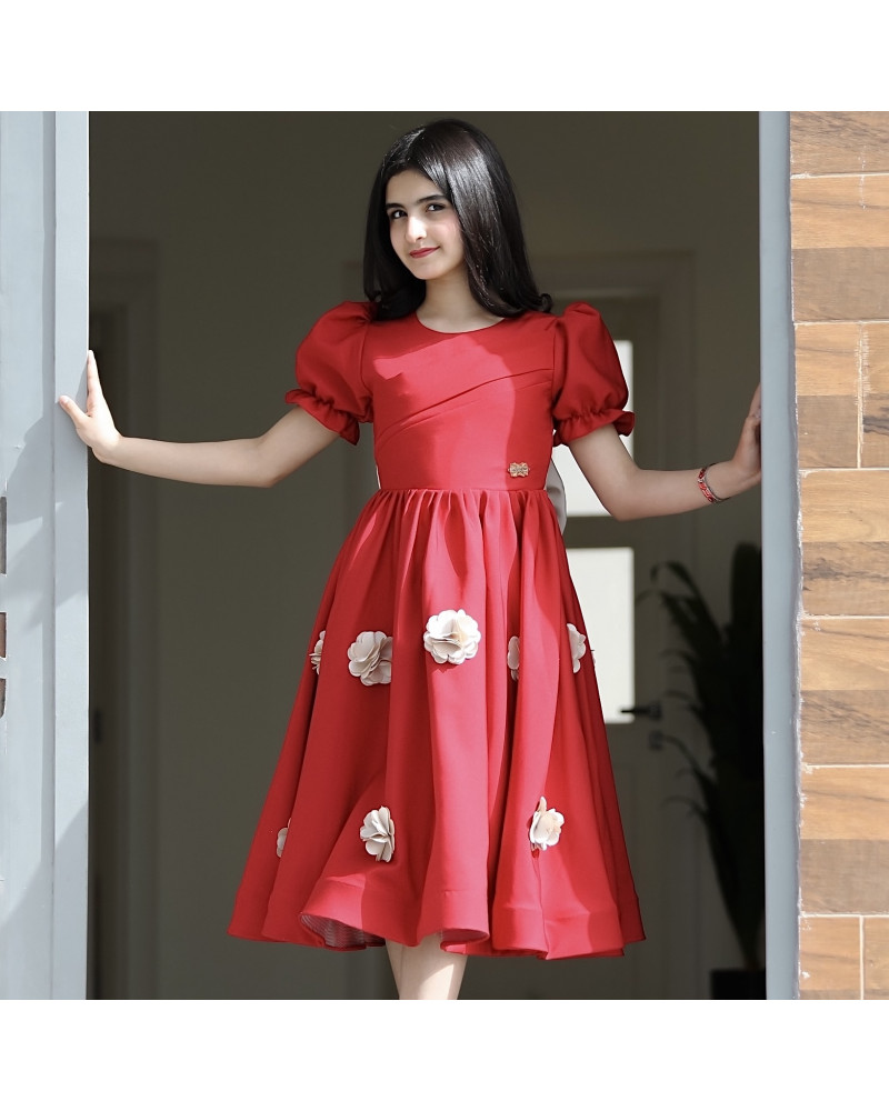 فستان بناتي أحمر ورود وفيونكه من الخلف - 917 فستان بناتي أحمر ورود وفيونكه من الخلف - 917