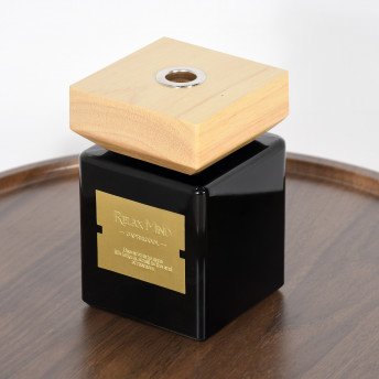 معطر عود 500 ملي