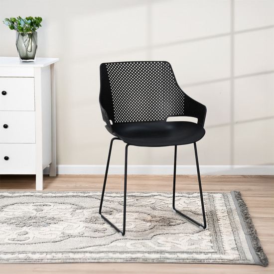 كرسي مفرد بلاستيك بظهر مثقّب أسود كرسي مفرد بلاستيك بظهر مثقّب أسود